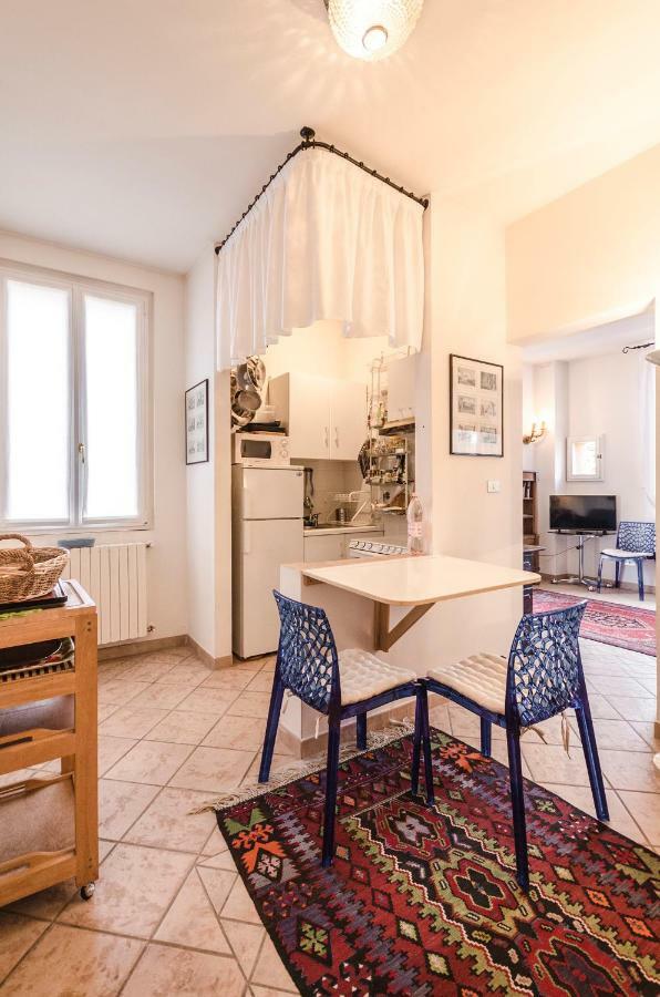 Lupari Apartment, Palazzo Storico Sotto Le Due Torri Bolonha Exterior foto
