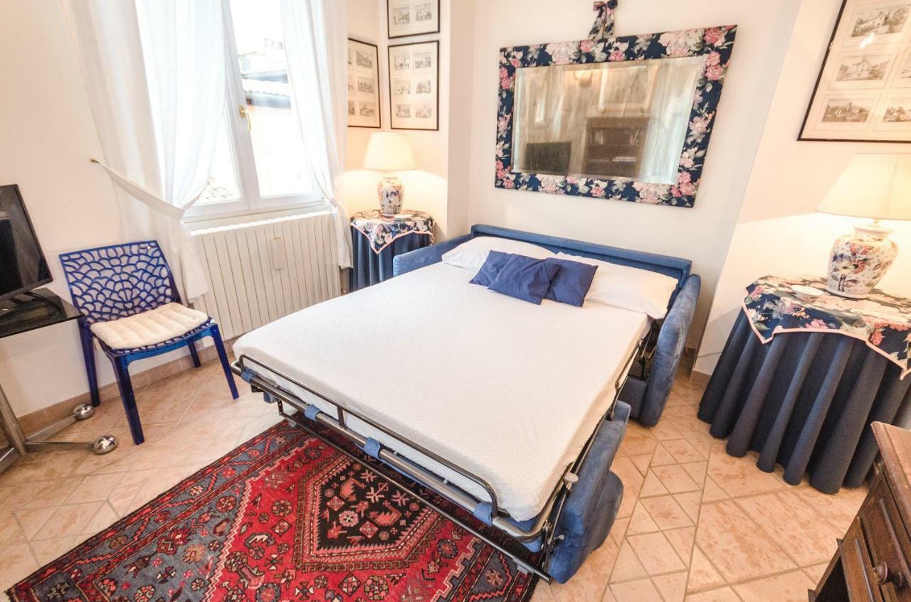 Lupari Apartment, Palazzo Storico Sotto Le Due Torri Bolonha Exterior foto