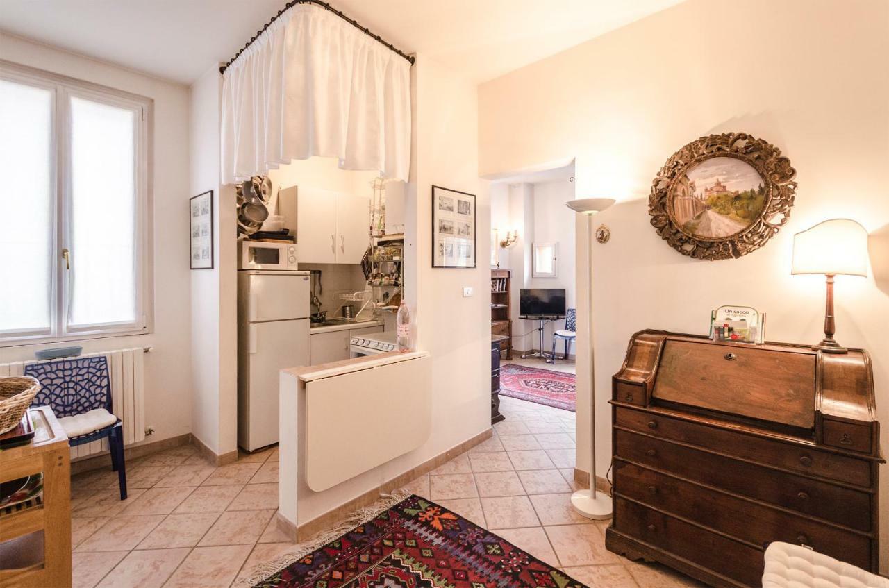 Lupari Apartment, Palazzo Storico Sotto Le Due Torri Bolonha Exterior foto