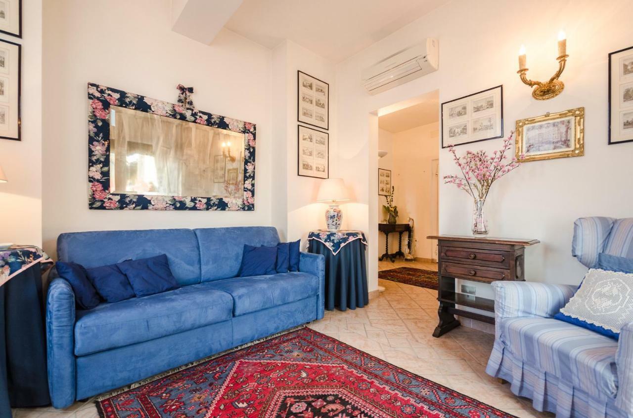 Lupari Apartment, Palazzo Storico Sotto Le Due Torri Bolonha Exterior foto